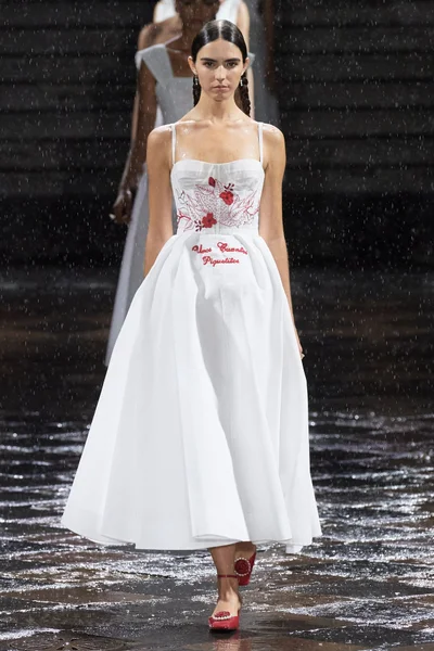 Look 97